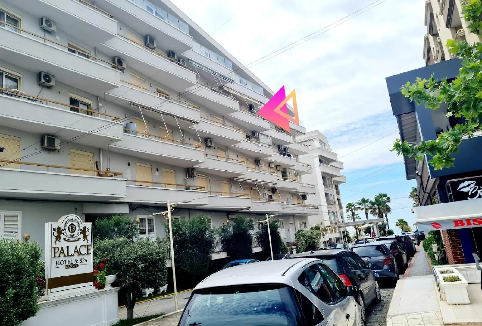 Sara-El Seaside Apartment Dıraç Arnavutluk